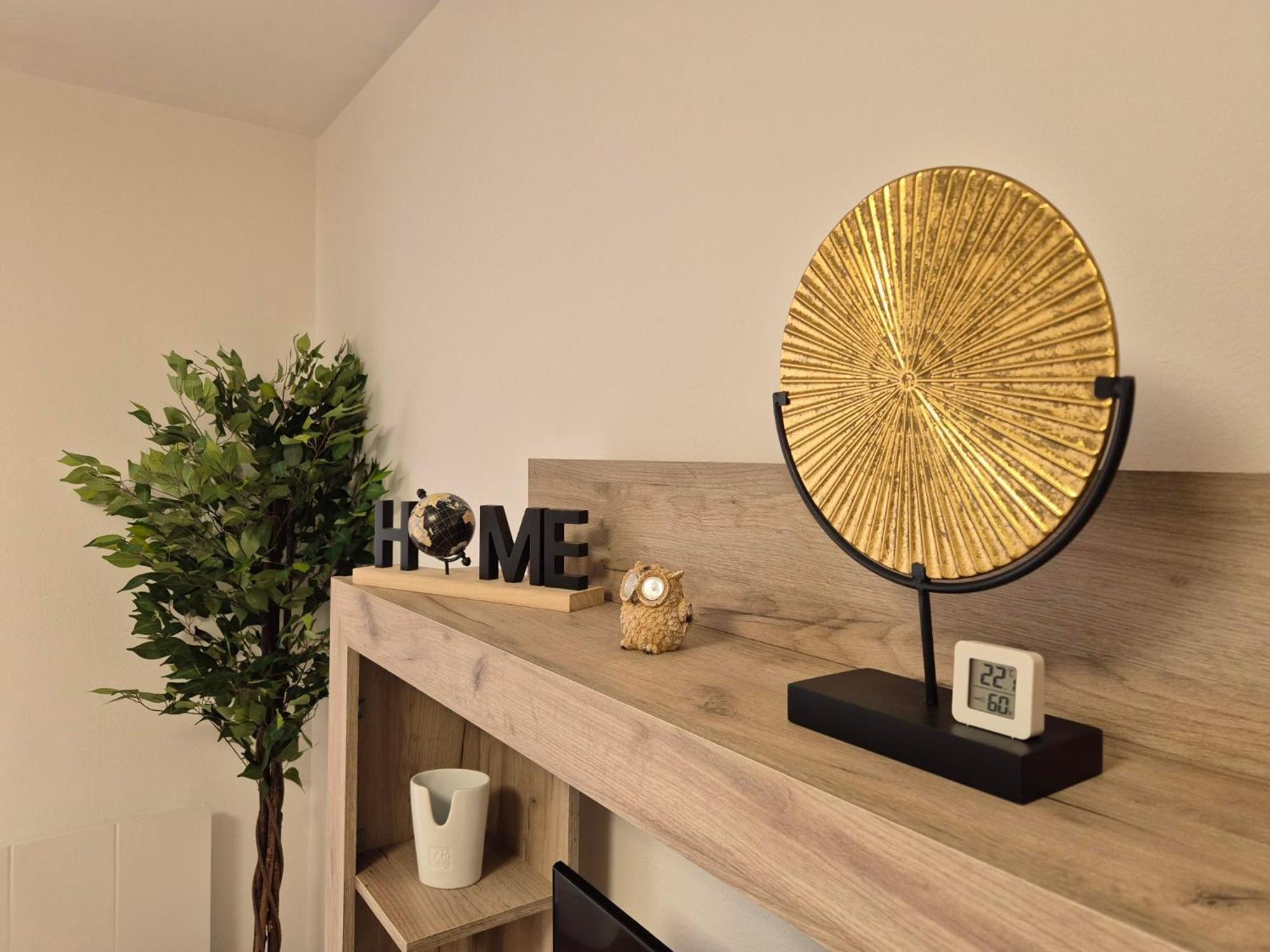 Laguna Vernon  Extérieur photo
